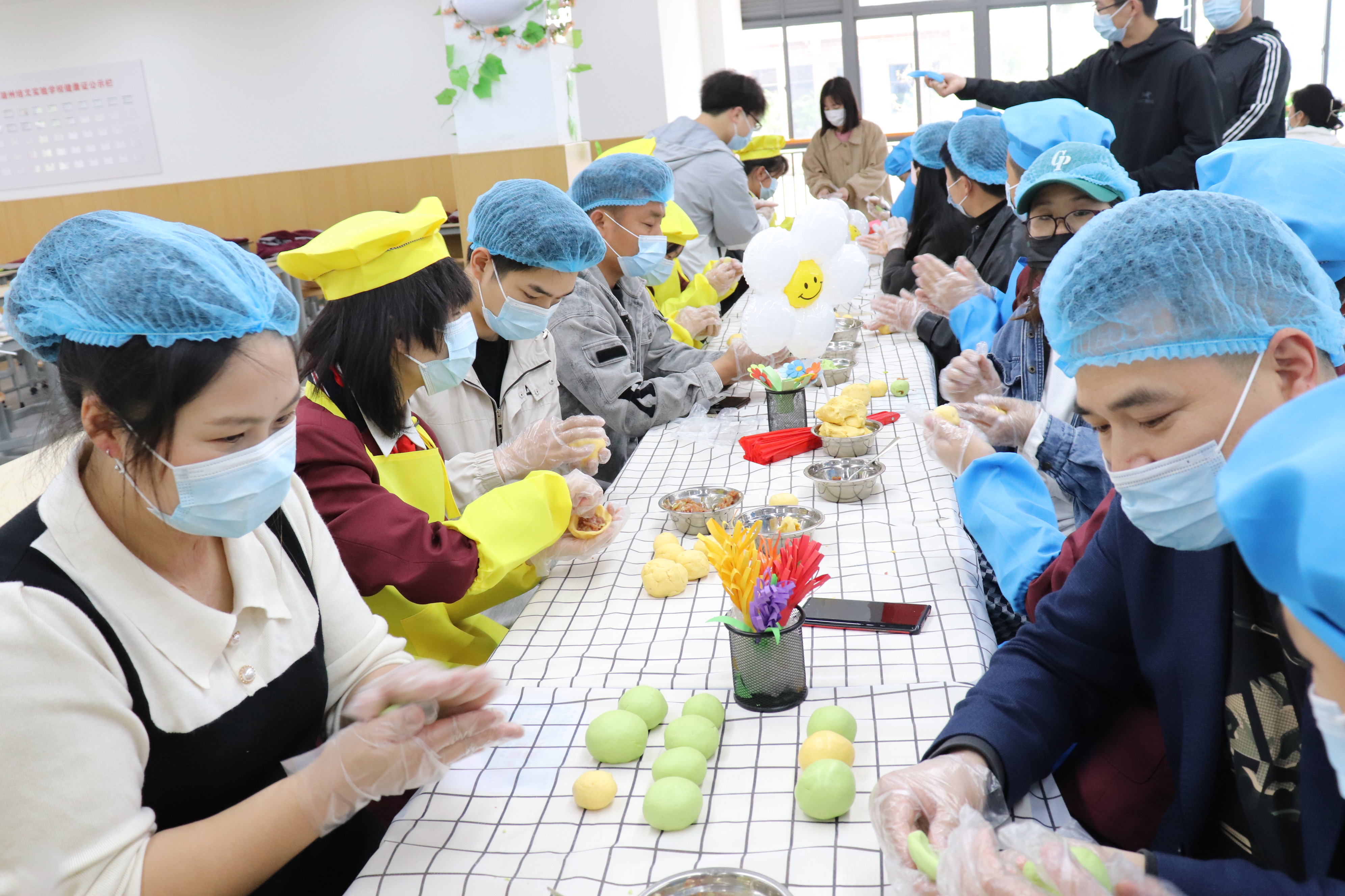 【陽光四會德育】春色三分 “食”刻相伴——小學(xué)部食育活動